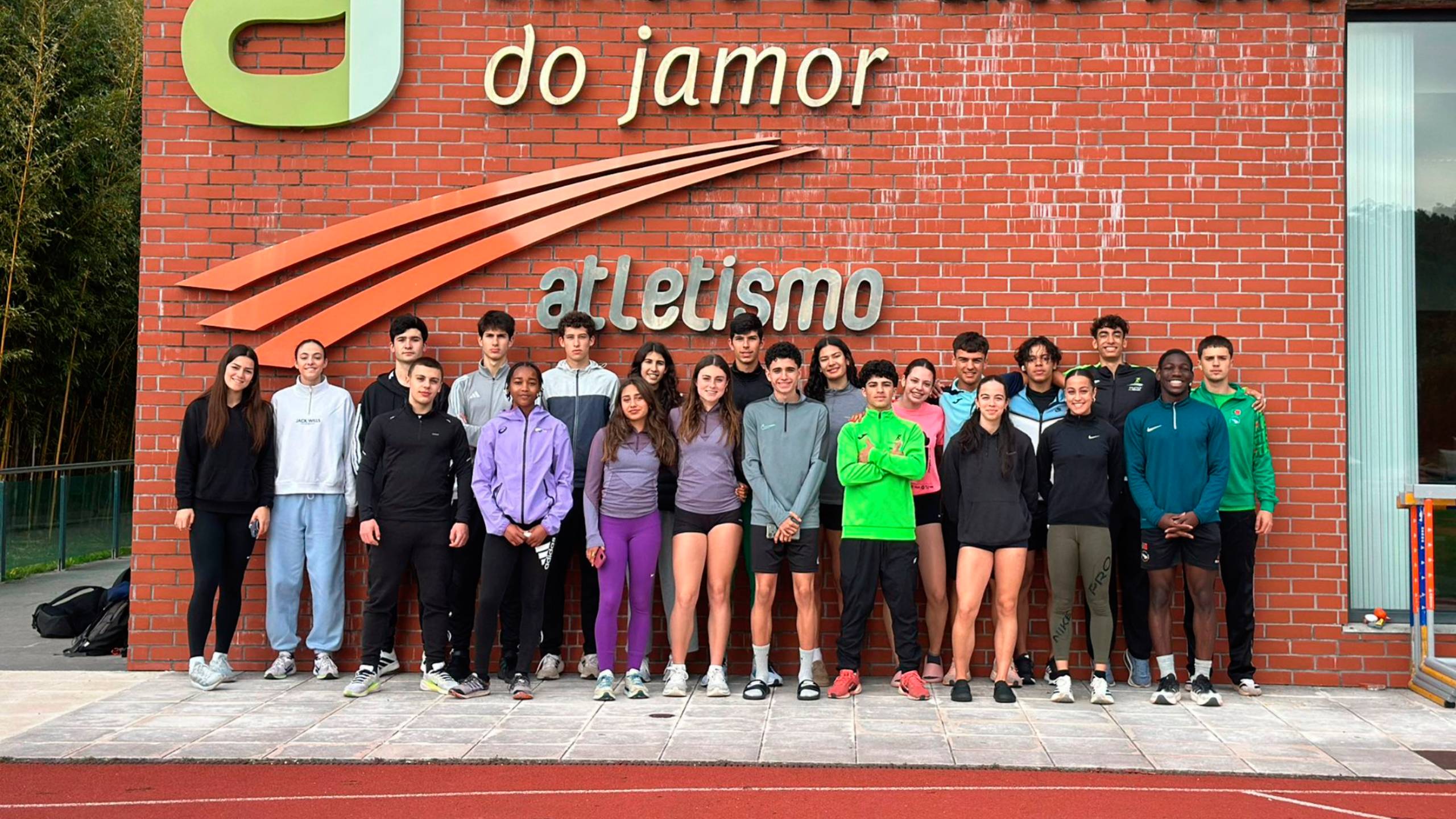 capa_velbarreirassaltos